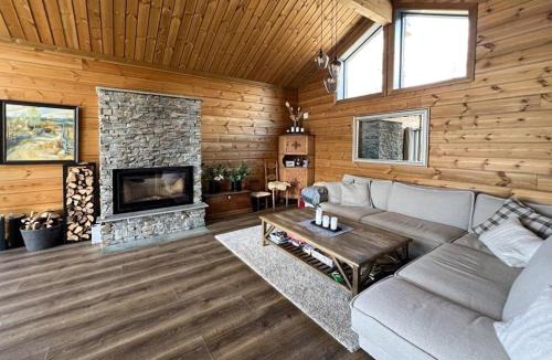 Al Municipality House | Mountain Cabin With Hardangervidda View