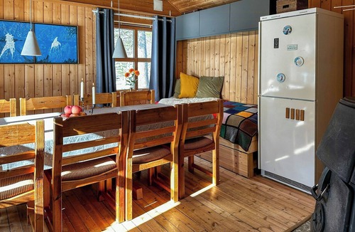 Orkdal House | Mountain cabin with private dock by Søvatnet