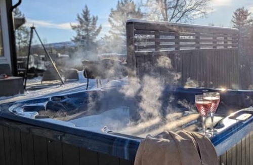 Midtre Gauldal Cabin | Mountain cabin with jacuzzi at Forollhogna - sleeps 12, 1.5 hours from Trondheim