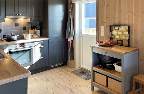 Vestre Slidre House | Mountain cabin with sauna and Jotunheimen views