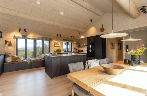 Rauland House | Mountain cabin with ski in/ski out by Silkedalen