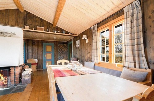 Kamben House | Mountain cabin with wood-fired sauna and a view