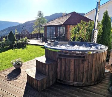 Stryn Apartment | Mountain & Fjord View Apartment