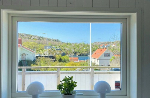 Ronnang House | Mountain house overlooking Rönnäng archipelago