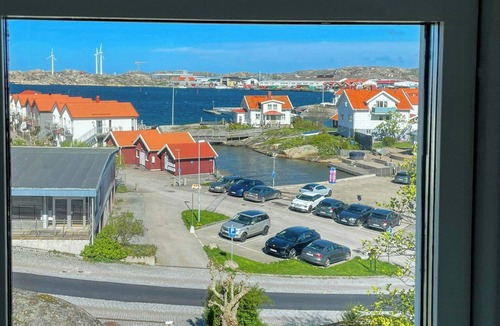 Ronnang House | Mountain house overlooking Rönnäng archipelago