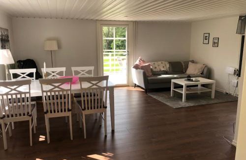 Korsberga House | Mysig lantlig stuga, Nycklarör