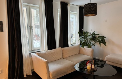 Vaster Apartment | Mysigt Familjevänlig Lägenhet i Mitten Hyllie