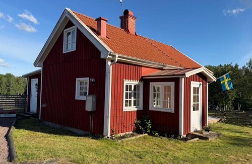 Oskarshamn House | Mysigt torp på bondgård