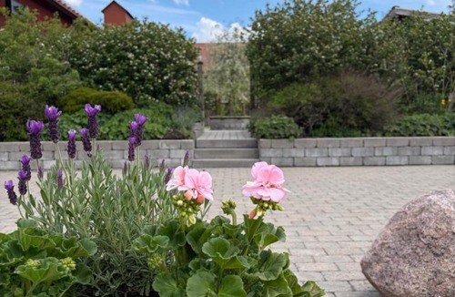 Lidkoping Bed & Breakfast | Närebo Gårdshotell