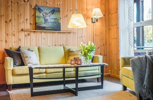 Loten Municipality Apartment | Natur & Ski · 3 sov/7 sengeplasser · Budor · 60 min OSL