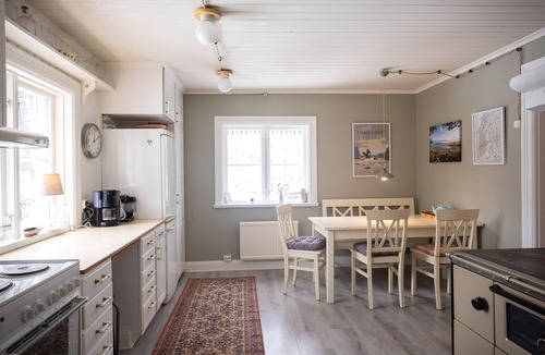 Osterfarnebo Cabin | Natural idyll by the national park - wooden house with fireplace, sauna, secluded location + lots of space
