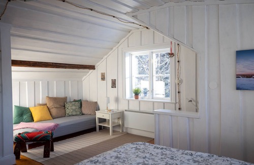 Osterfarnebo Cabin | Natural idyll by the national park - wooden house with fireplace, sauna, secluded location + lots of space