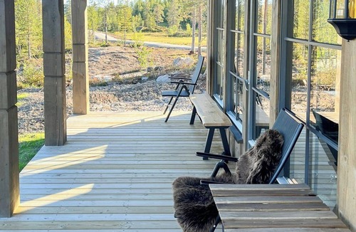 Sigdal Municipality House | Nature-close cabin by the water