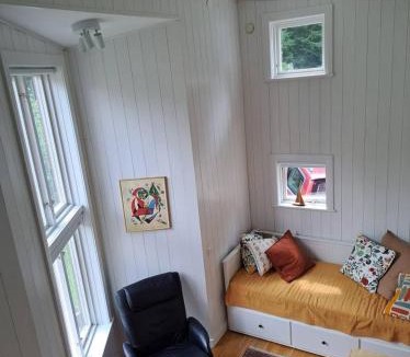 Lugnvik House | Nature- & lakeside accommodation