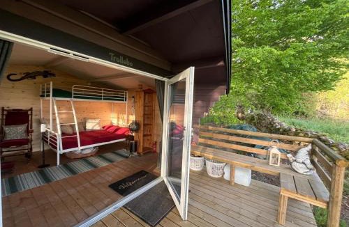 Arkelstorp Cabin | Naturnära Fritidsboende, Trollebo - YinTorp
