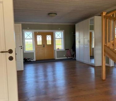 Or Villa | Naturskönt boende nära sjö