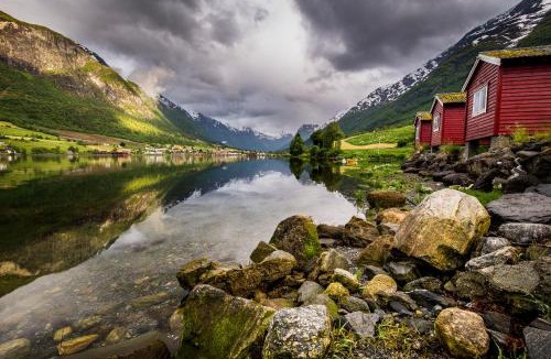 Olden Resort | Nesset Fjordcamping