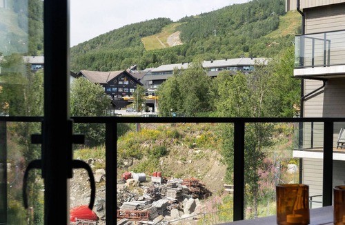 Geilo Apartment | New (2023) apartment with very central location.