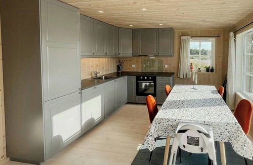 Kamben House | New cabin by the ski track on Golsfjellet