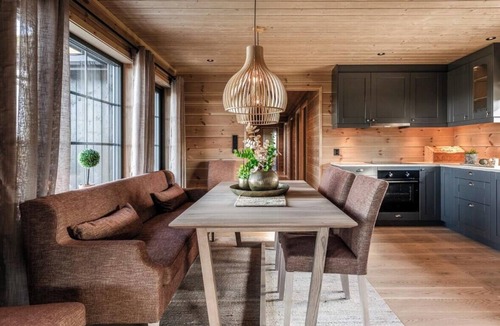 Gol Municipality House | New cabin with views of Tisleiefjorden