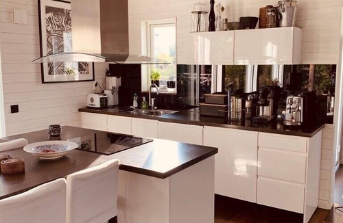 Finnholmen Villa | New House in Archipelago, Heated Jacuzzi and Pool with a Large Terace of 150 sqm