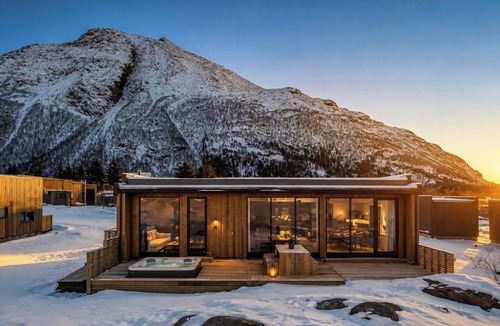 Vagan Cabin | New Luxury Designer Cabin in Lofoten
