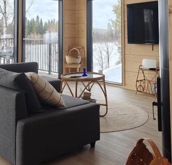 Kolari Villa | New modern log villa
