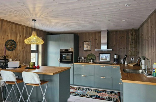 Fla Municipality House | New mountain cabin with views over Eggedal