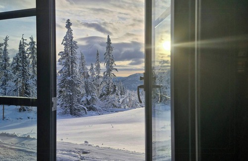 Fla Municipality House | New mountain cabin with views over Eggedal