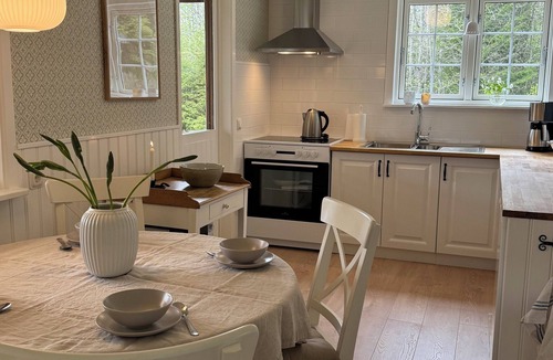 Bredsjo House | NEW renovated vacation home in Sweden with sauna and boat