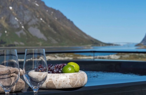 Vagan Cabin | NEW Spectacular Luxury Cabin in Lofoten