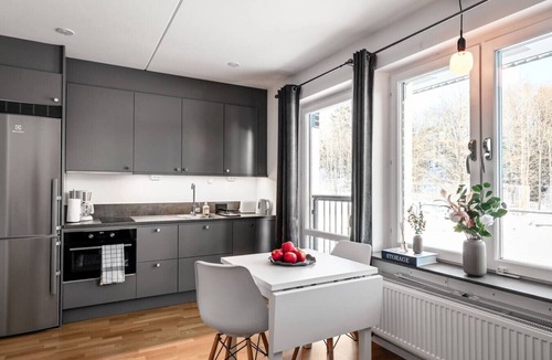 Jakobsberg Apartment | New Stylish Local Apartment in Barkarbystaden