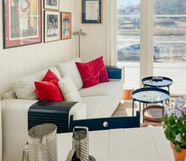 Kungshamn House | New Timber Holiday Home With Bay Views