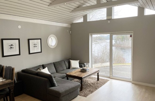 Jarnforsen House | Newly built cottage located on a lake plot by Lake Flaten | SE05035