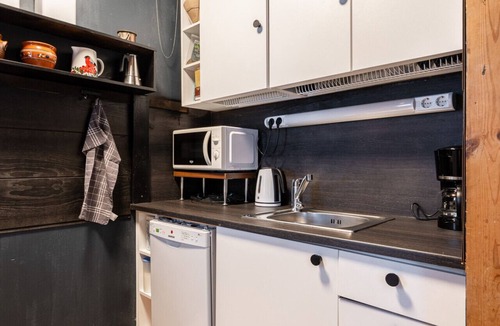 Muurame Apartment | Newly Renovated 2BR Riihivuori Cabin