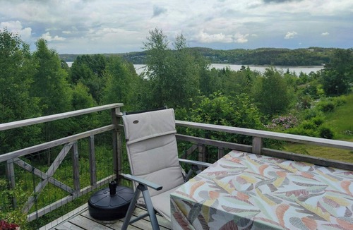 Vastra Gotaland House | Newly renovated cottage with sea view in Säckebäck