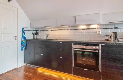 Klintehamn Apartment | Nice apartment in Klintehamn with WiFi
