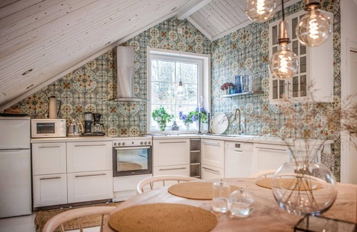 Lugnvik Apartment | Nice apartment in Lerum with WiFi