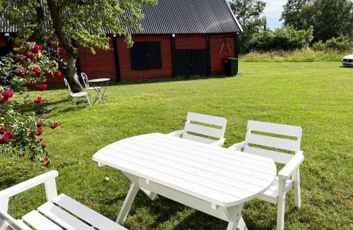 Storlinge House | Nice holiday home on Oland with grazing sheep in the surroundings