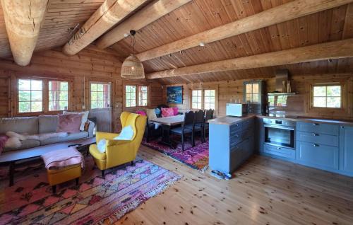 Hjartdal Municipality House | Nice Home In Tuddal With House A Mountain View