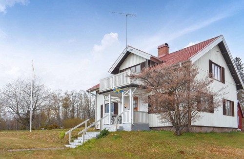 Asenhoga House | Nice home in åsenhöga with WiFi