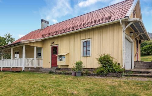 Ostra Frolunda House | Nice Home In Östra Frölunda With Wifi