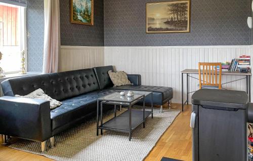 Ostra Frolunda House | Nice Home In Östra Frölunda With Wifi