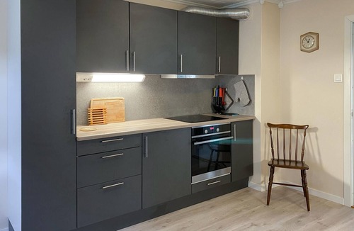 Vanylven House | Nice home in åheim with house sea view