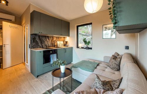 Bastad House | Nice Home In Båstad With Wifi
