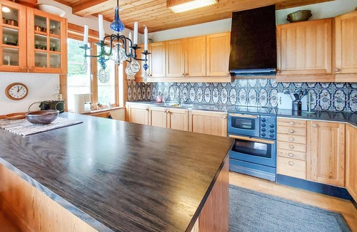 Ostra Karup House | Nice home in Båstad with kitchen