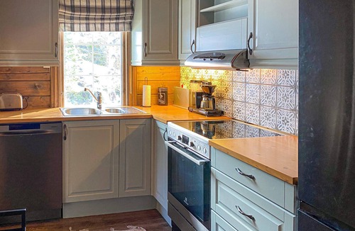 Bjorli House | Nice home in Bjorli with WiFi
