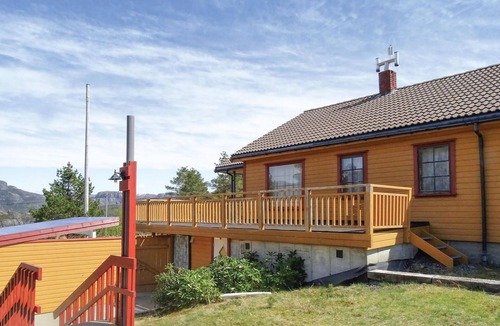 Dirdal House | Nice home in Dirdal with house sea view