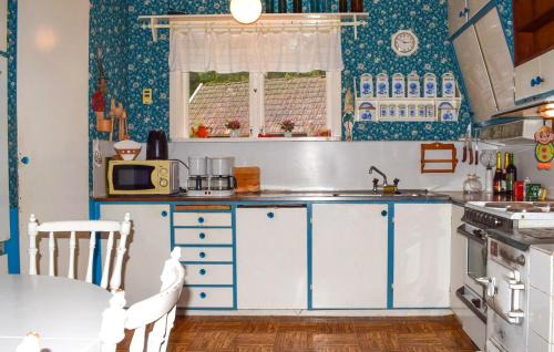 Tving House | Nice Home In Eringsboda With Wifi