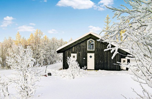 Sor-Fron House | Nice home in Gålå with sauna
